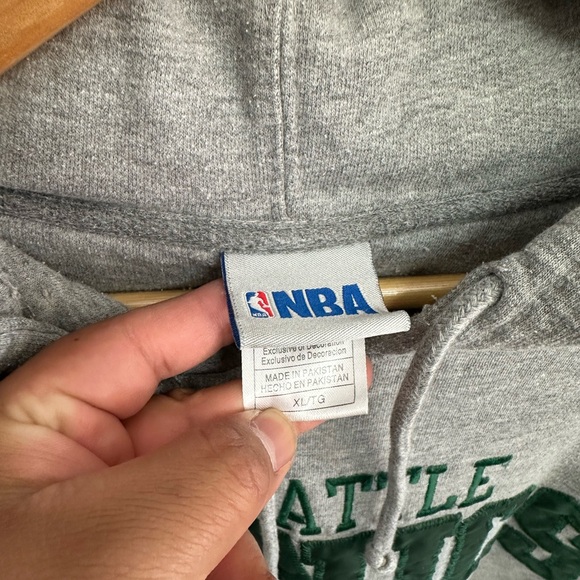 Vintage Seattle Sonics Hoodie - Picture 3 of 3